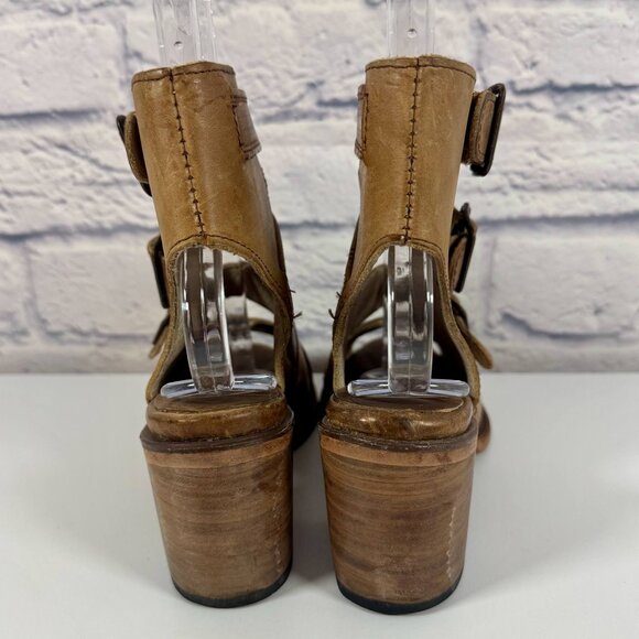 Freebird by Steven Quail Tan Leather sandals 7 - Picture 7 of 13